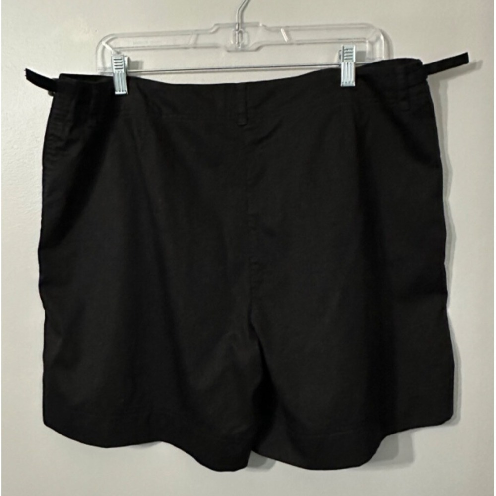 Tommy Bahama Womens Shorts Black Sz 16 Adj Waist Chino Flat Front Stretch - Picture 2 of 8